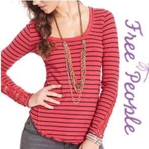Free People Hard Candy Cuff T mauve/navy size M